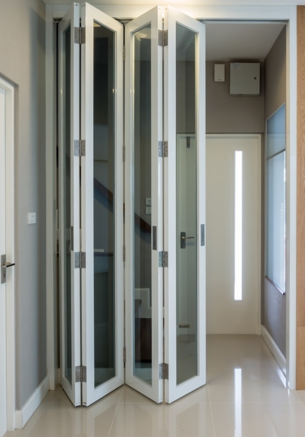 bifold door Worcester Park, Cuddington, Stoneleigh, KT4